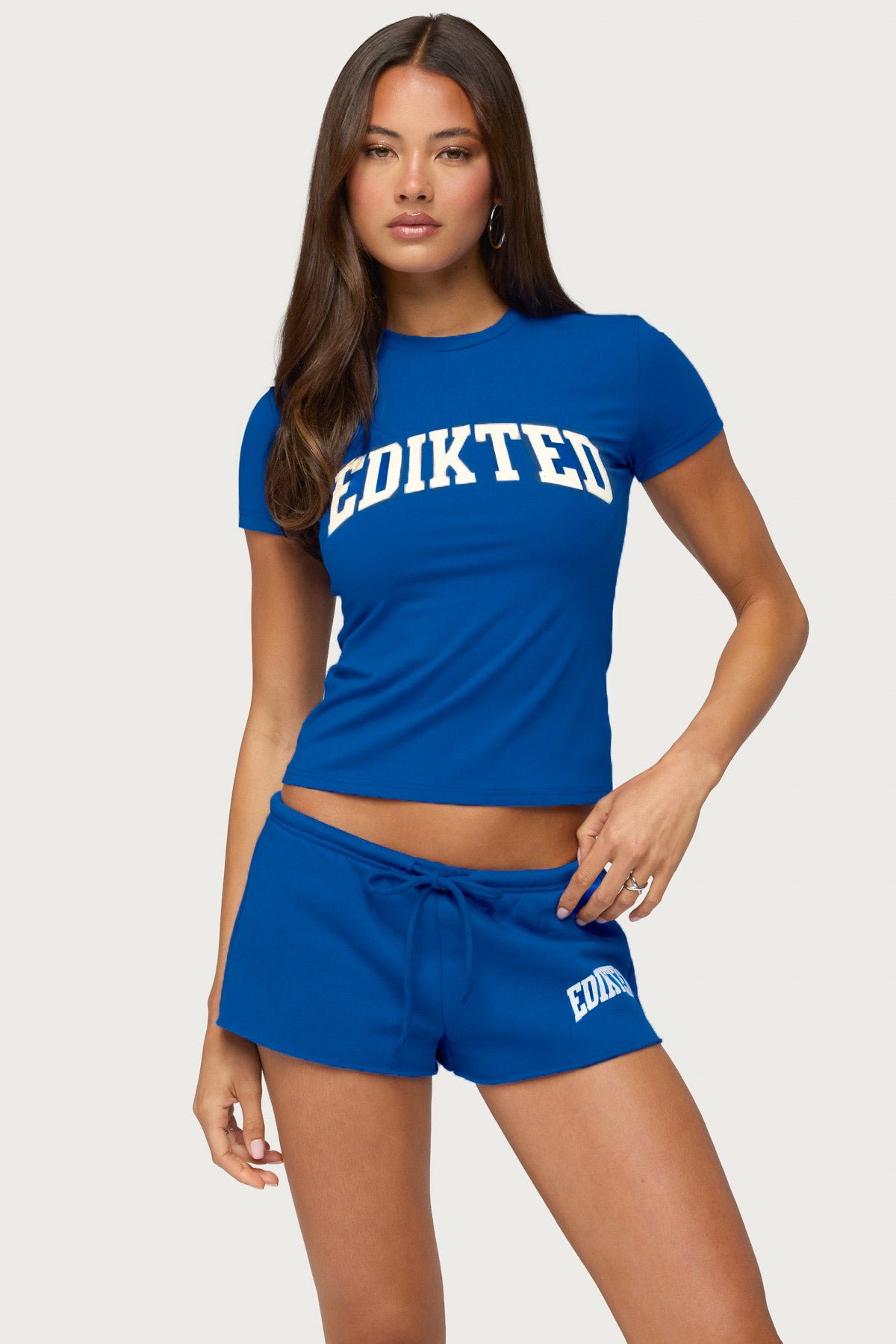 Sporty Babe Edikted T Shirt - Image 2